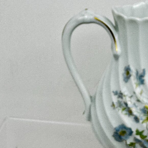 Haviland France Limoges Margaux 20 oz Torse Shaped Porcelain Pitcher Blue Gold - Picture 4 of 16